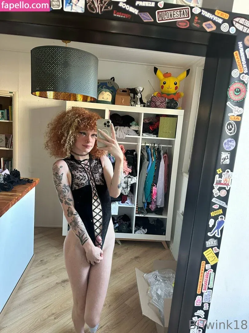 bitwink18 Onlyfans Photo Gallery 