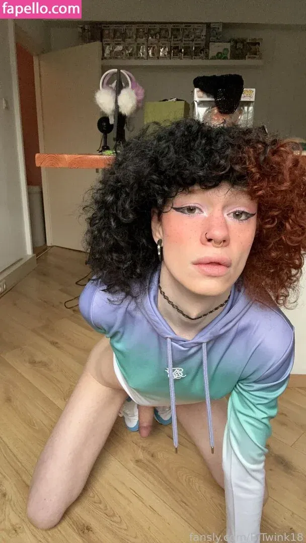 bitwink18 Onlyfans Photo Gallery 