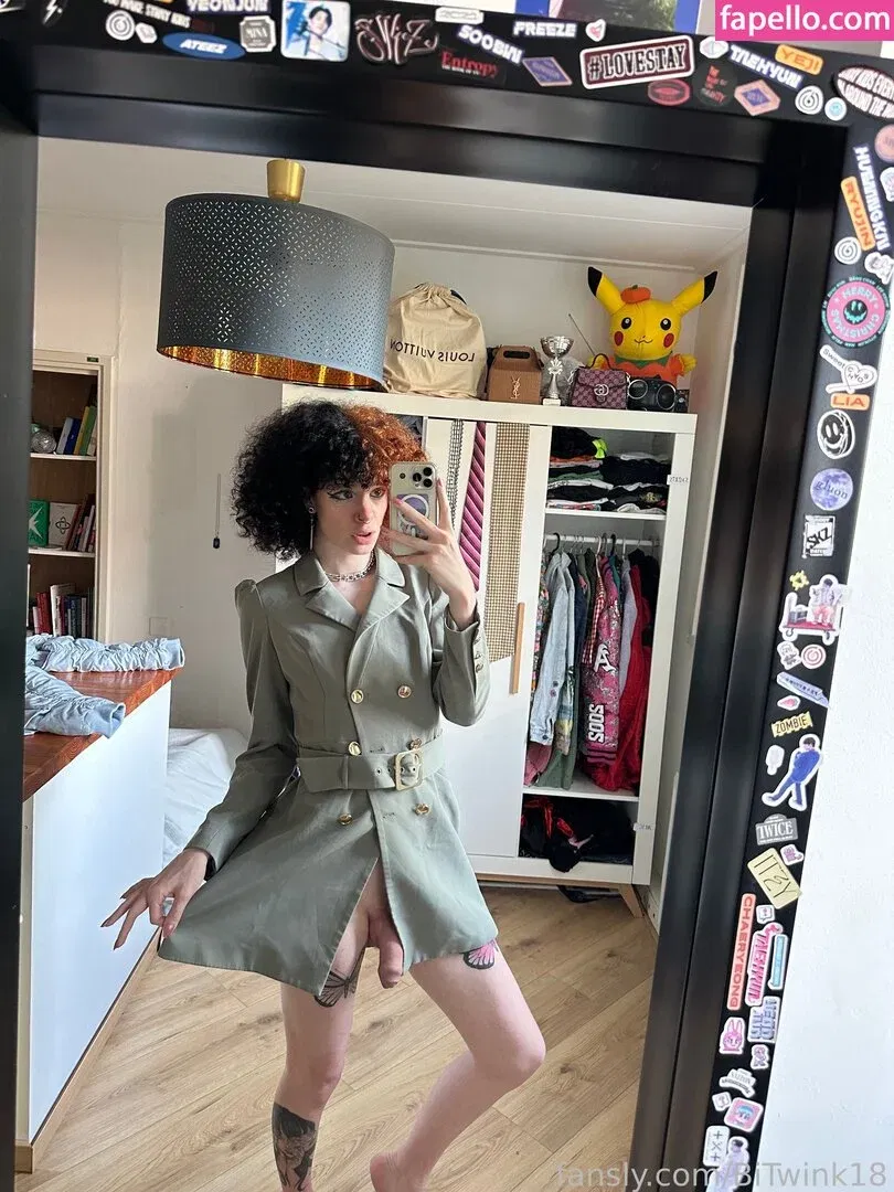 bitwink18 Onlyfans Photo Gallery 