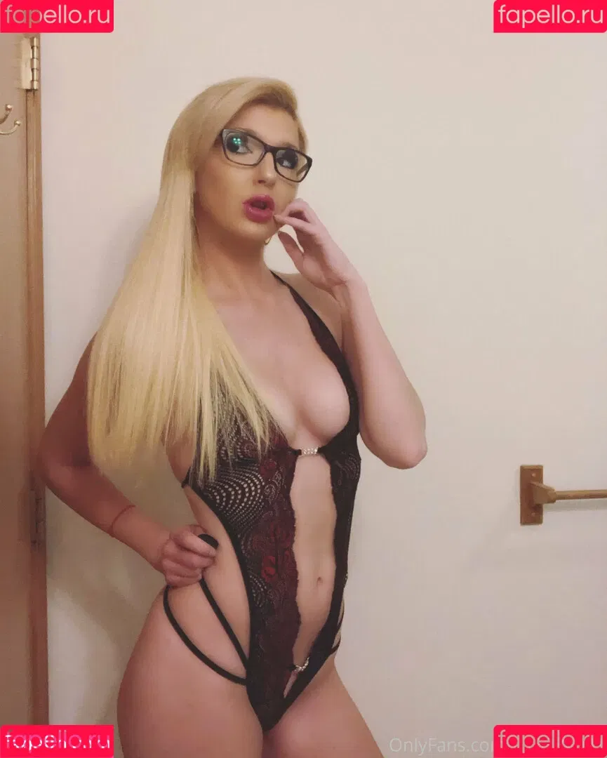 effy_stone Onlyfans Photo Gallery 