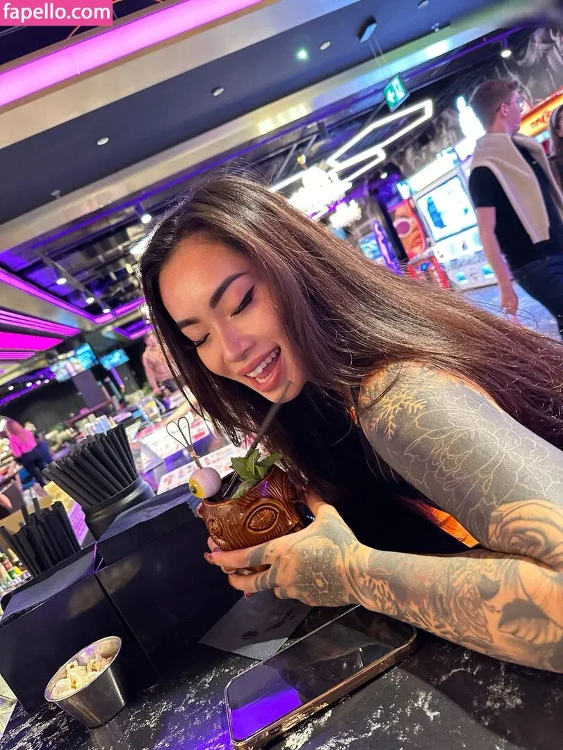 ASIAN Onlyfans Photo Gallery 