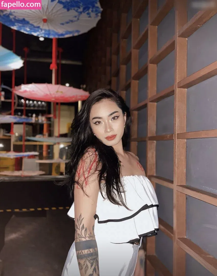 ASIAN Onlyfans Photo Gallery 