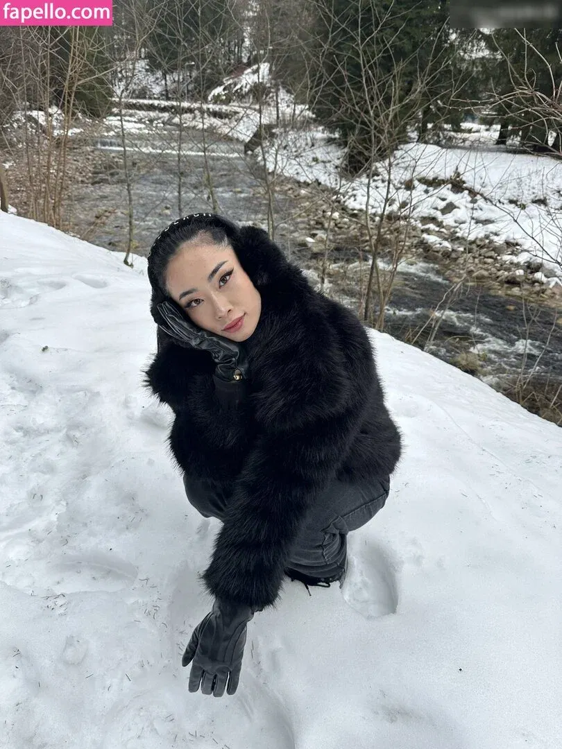 ASIAN Onlyfans Photo Gallery 