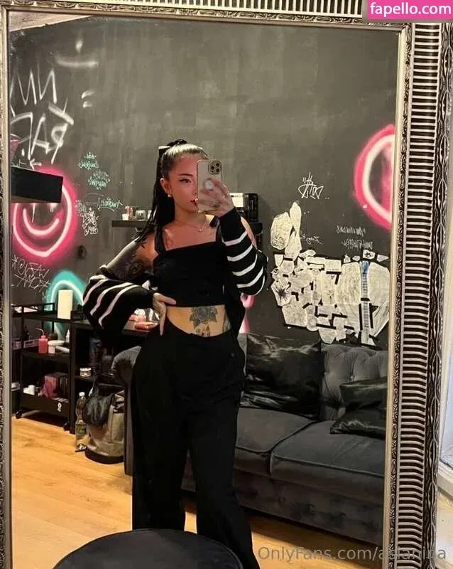 ASIAN Onlyfans Photo Gallery 