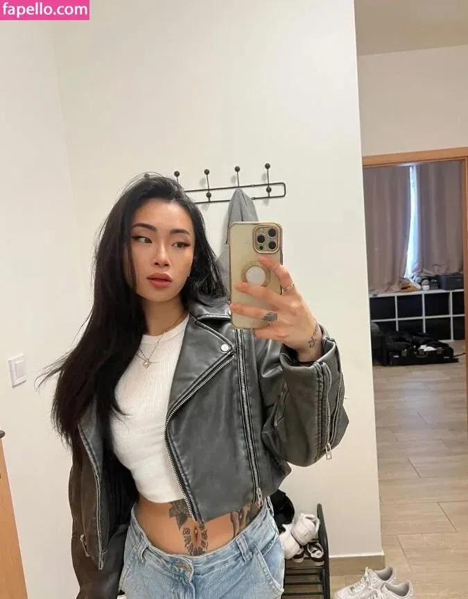 ASIAN Onlyfans Photo Gallery 