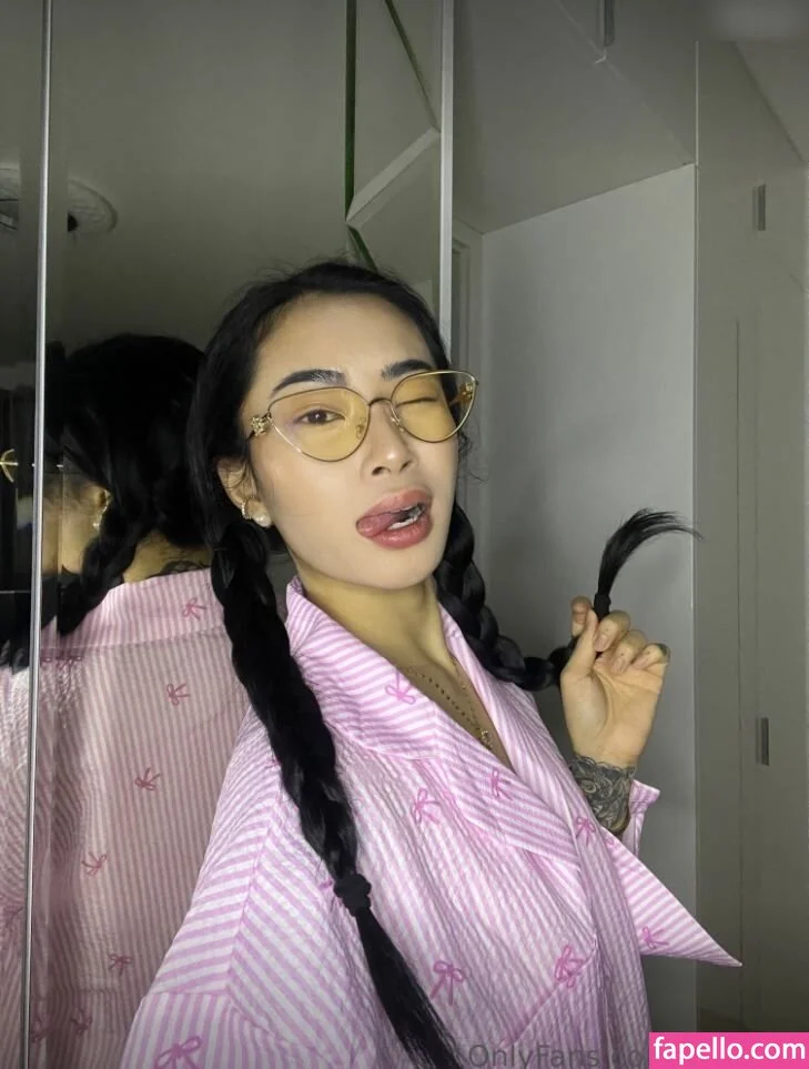 ASIAN Onlyfans Photo Gallery 