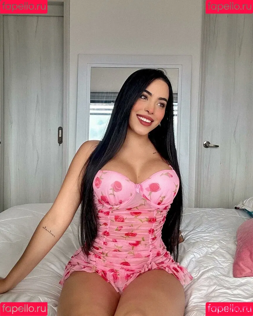 Gêmeas Abello Onlyfans Photo Gallery 