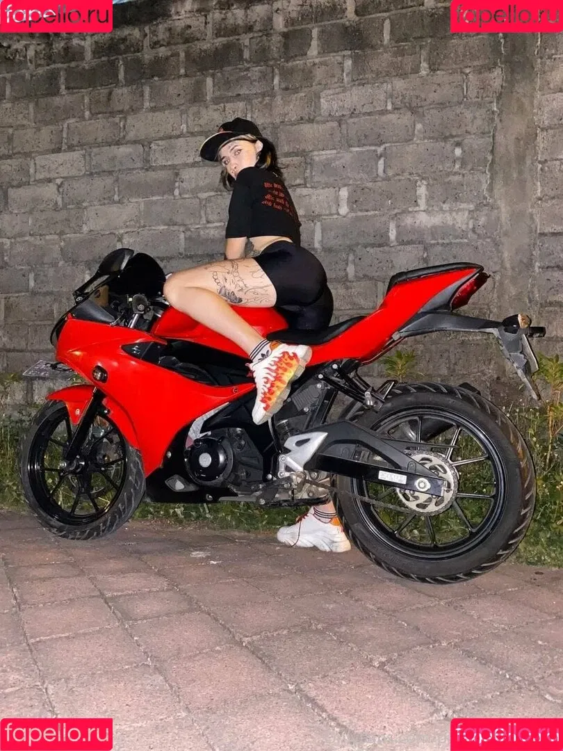 sylvia_morris Onlyfans Photo Gallery 
