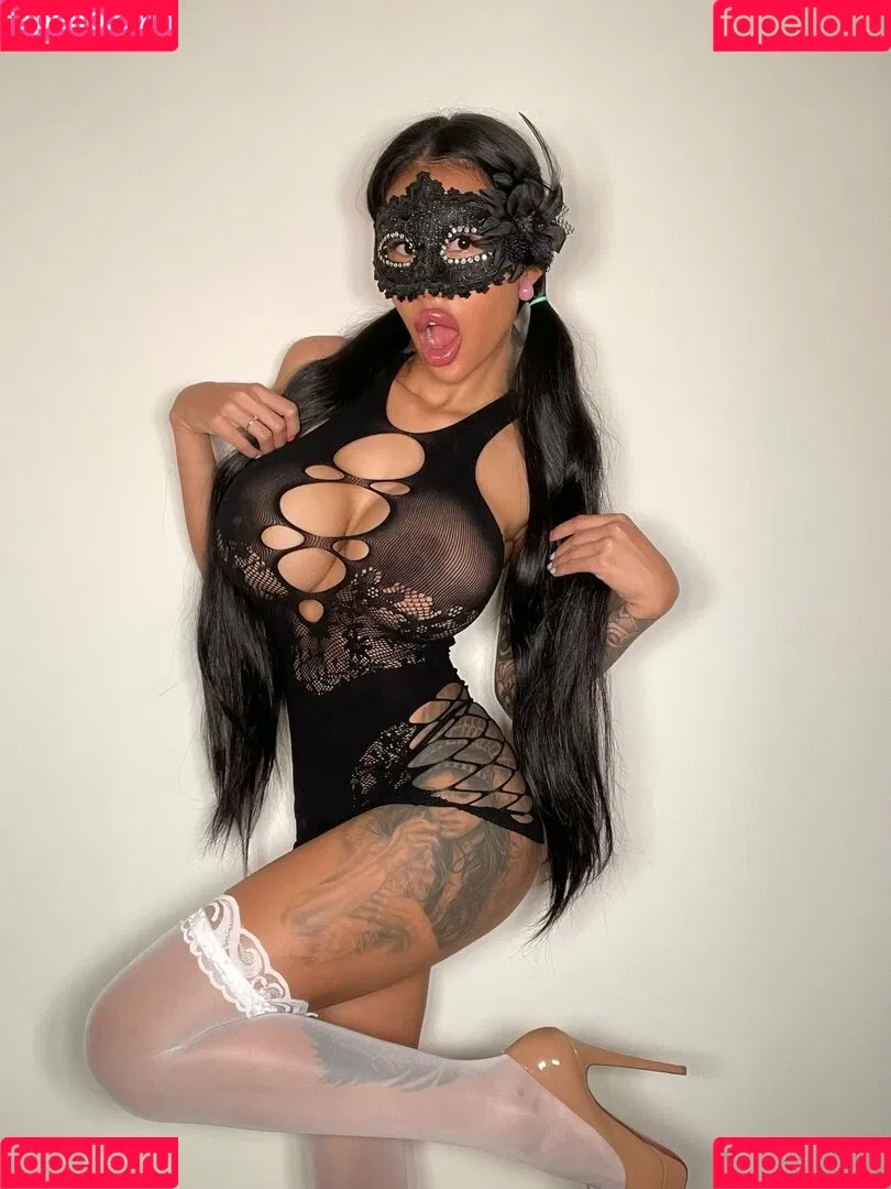 Hotwives XXX Onlyfans Photo Gallery 