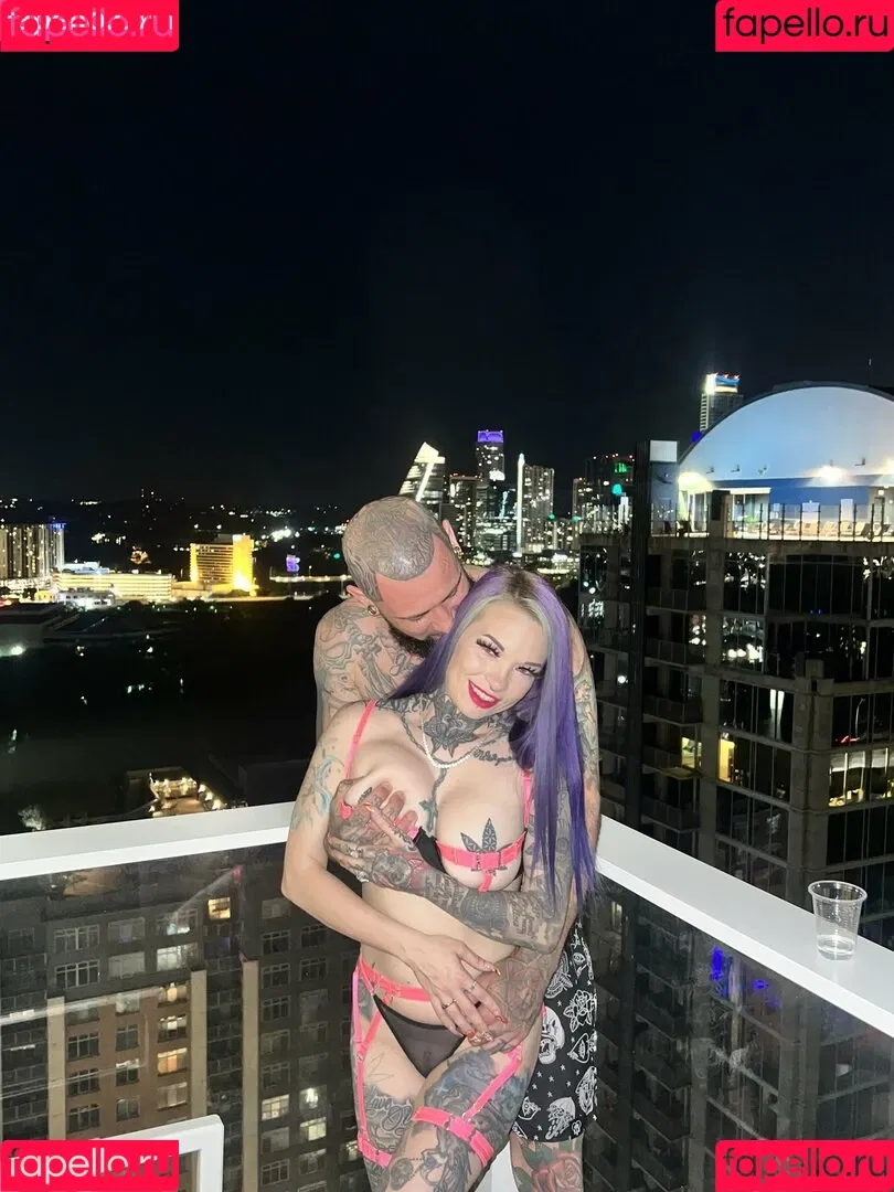 Hotwives XXX Onlyfans Photo Gallery 