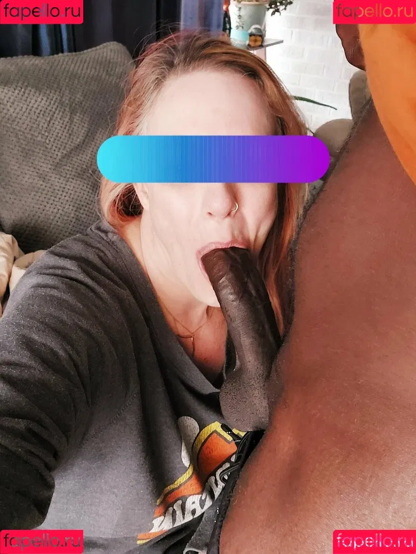 Hotwives XXX Onlyfans Photo Gallery 