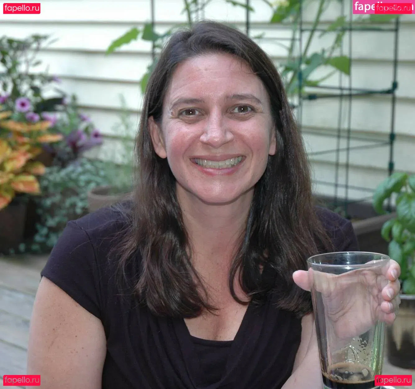 Hotwives XXX Onlyfans Photo Gallery 