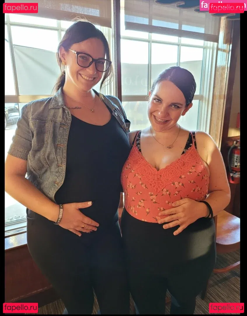 Hotwives XXX Onlyfans Photo Gallery 