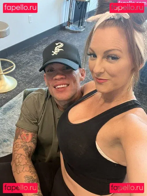 Hotwives XXX Onlyfans Photo Gallery 