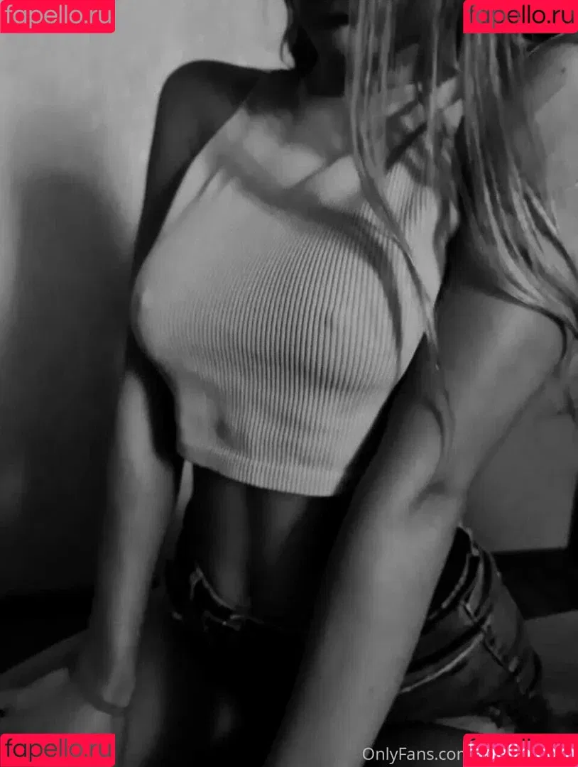 Nepeivoda Onlyfans Photo Gallery 