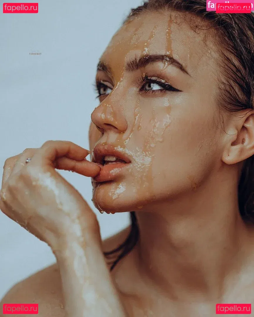 Nepeivoda Onlyfans Photo Gallery 