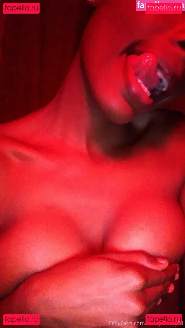 fannyskinny01 Onlyfans Photo Gallery 