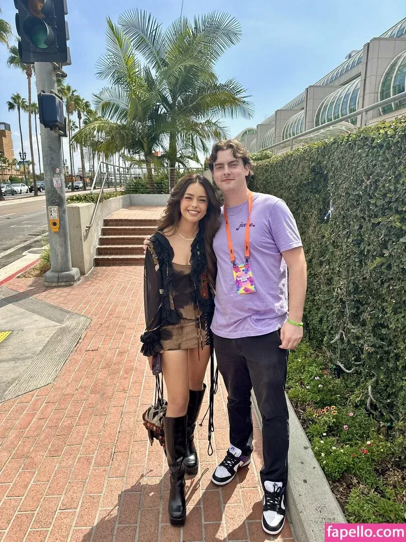 Valkyrae Onlyfans Photo Gallery 