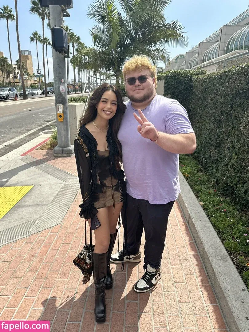 Valkyrae Onlyfans Photo Gallery 