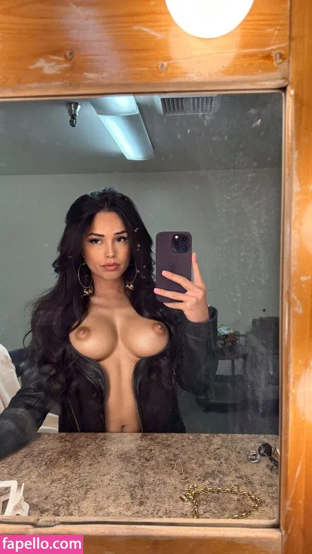 Valkyrae Onlyfans Photo Gallery 