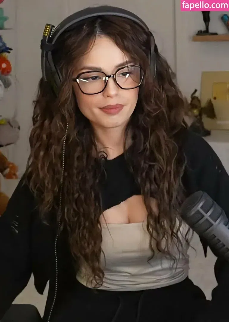 Valkyrae Onlyfans Photo Gallery 