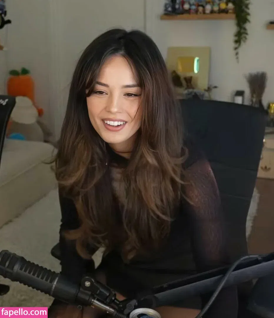 Valkyrae Onlyfans Photo Gallery 