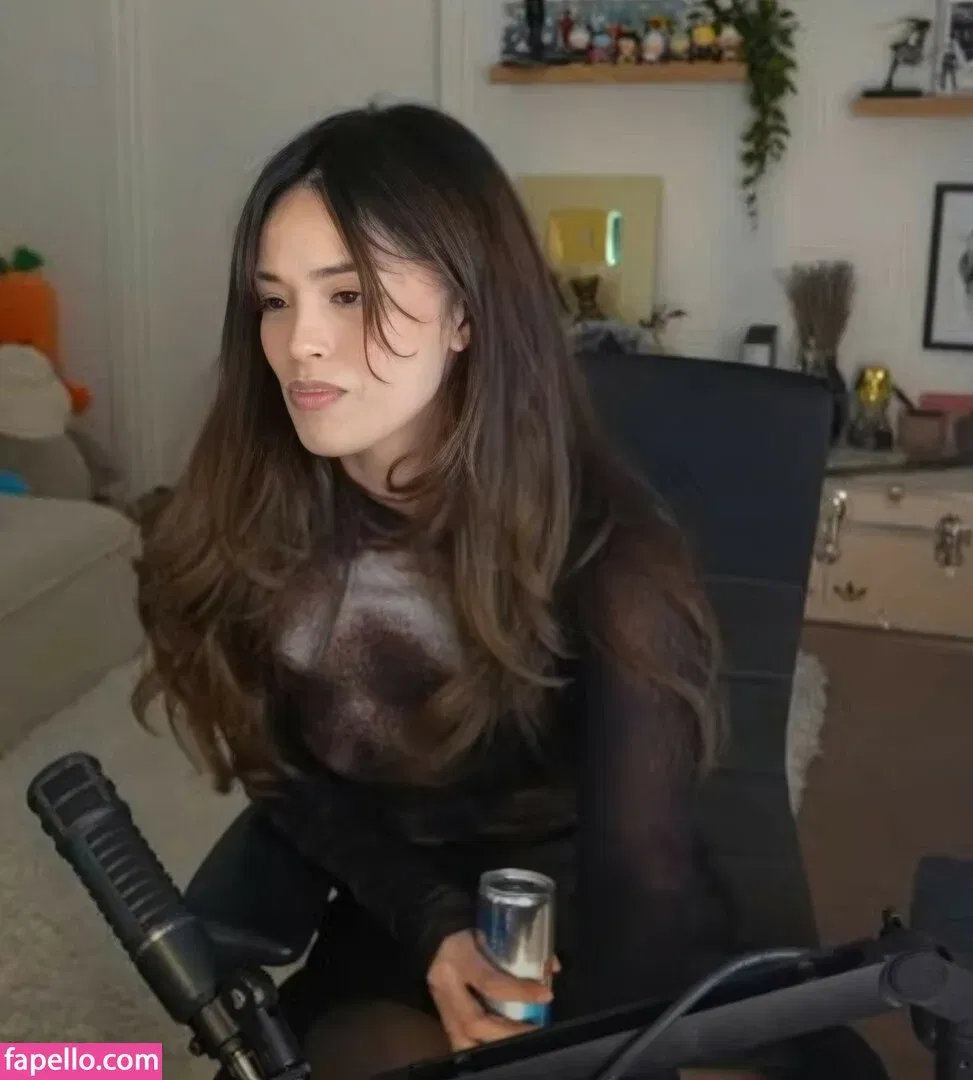 Valkyrae Onlyfans Photo Gallery 