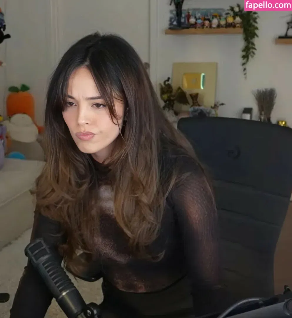 Valkyrae Onlyfans Photo Gallery 