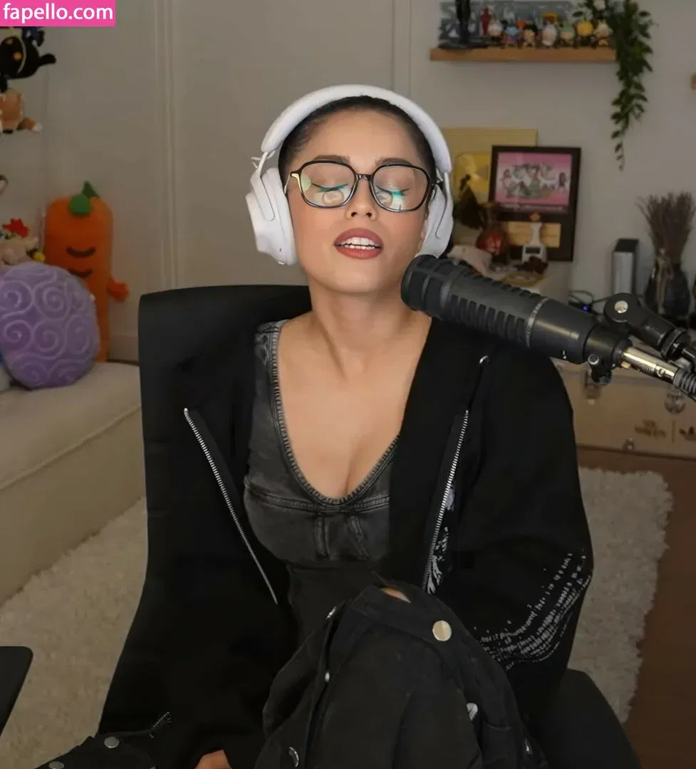 Valkyrae Onlyfans Photo Gallery 