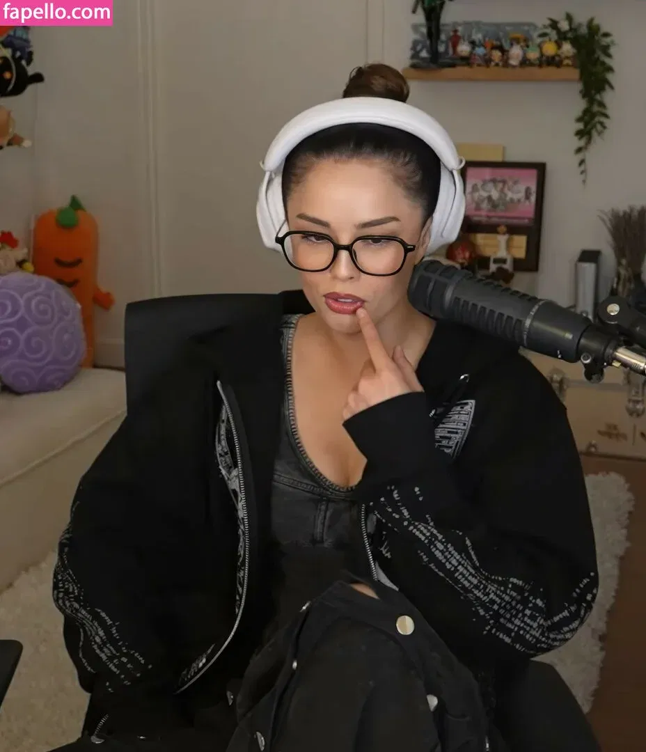 Valkyrae Onlyfans Photo Gallery 