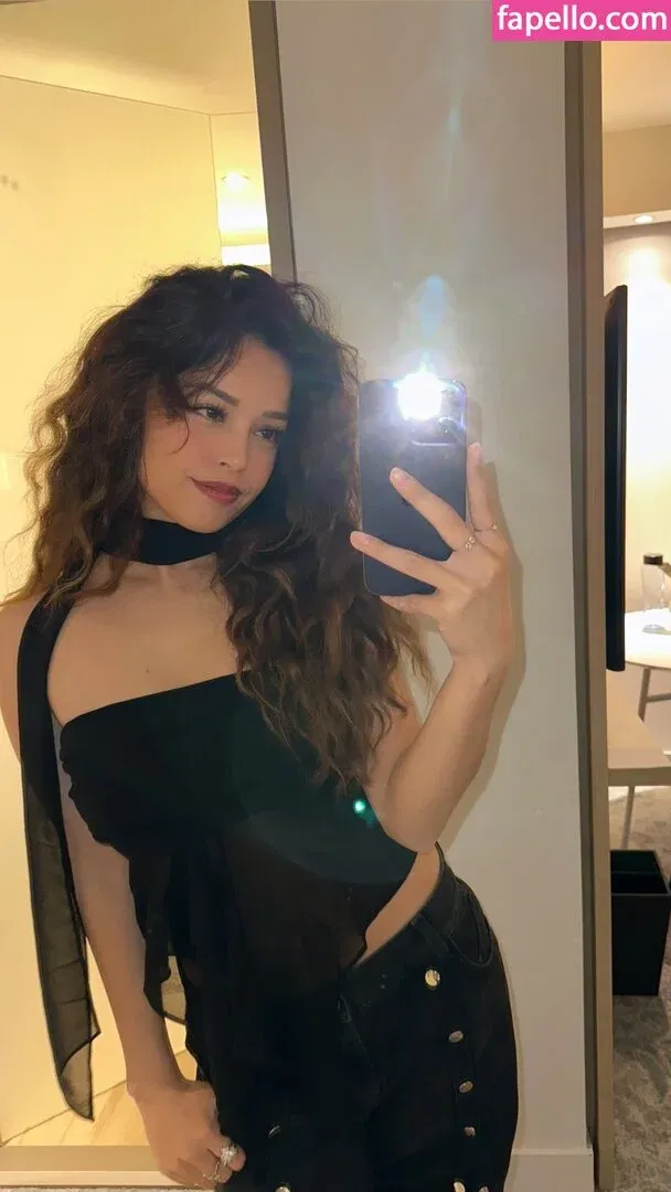 Valkyrae Onlyfans Photo Gallery 