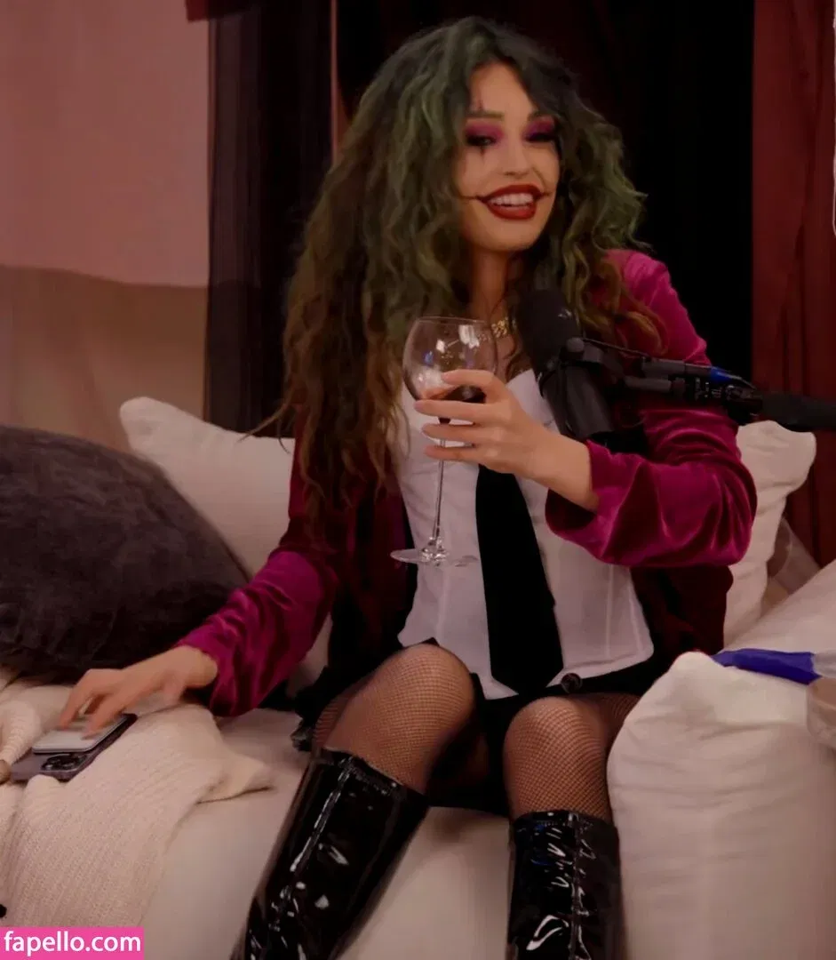 Valkyrae Onlyfans Photo Gallery 