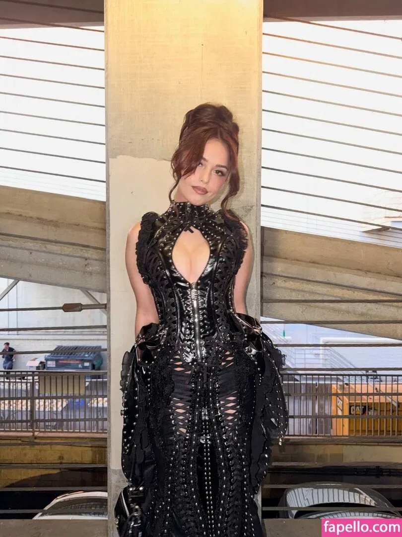 Valkyrae Onlyfans Photo Gallery 