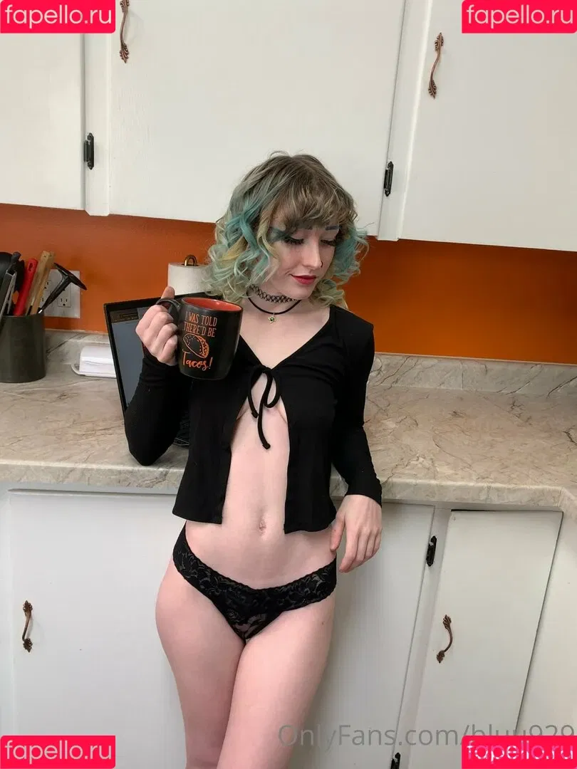 bluu929 Onlyfans Photo Gallery 