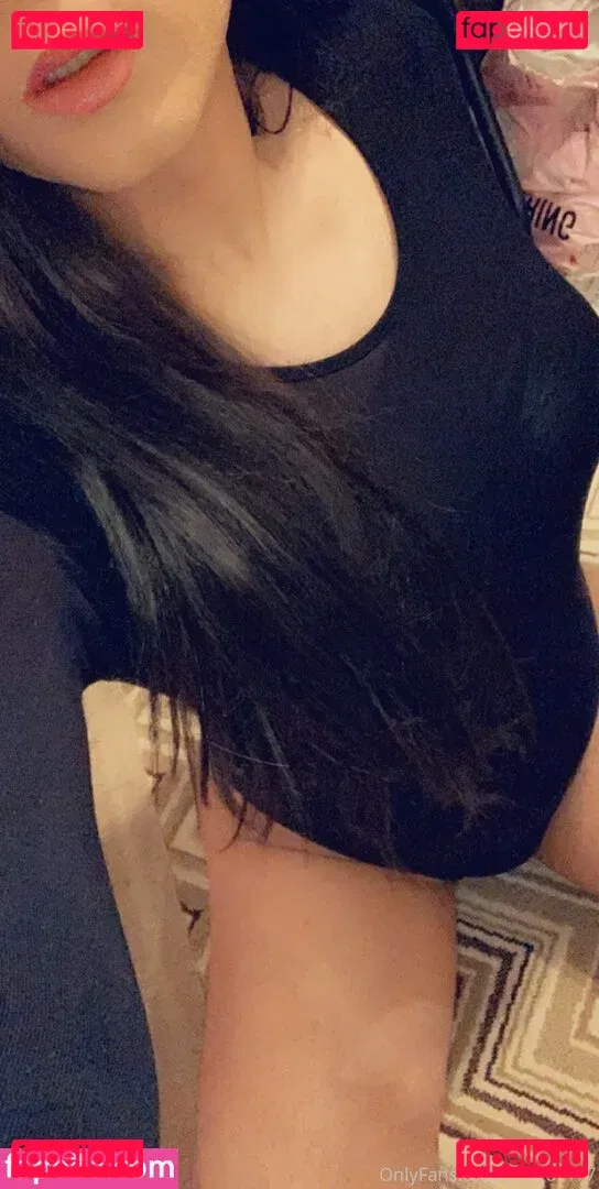 alishazayn Onlyfans Photo Gallery 