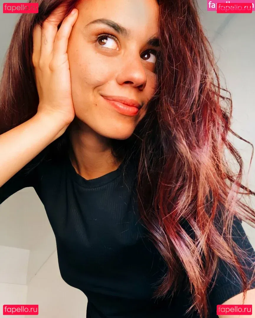 Vera Kaludi Onlyfans Photo Gallery 