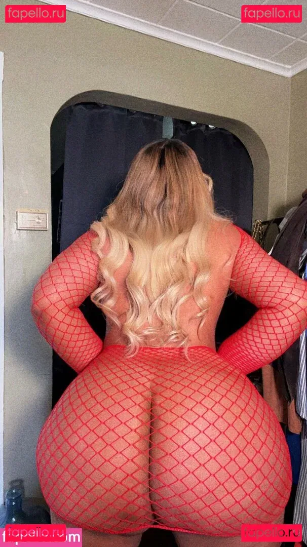 TSnatalee Onlyfans Photo Gallery 