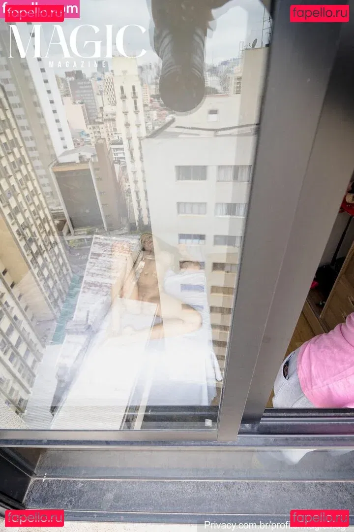 Varias Em Um Onlyfans Photo Gallery 