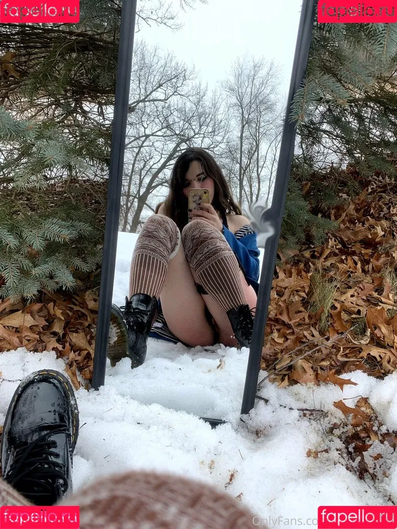 cutiekatw Onlyfans Photo Gallery 