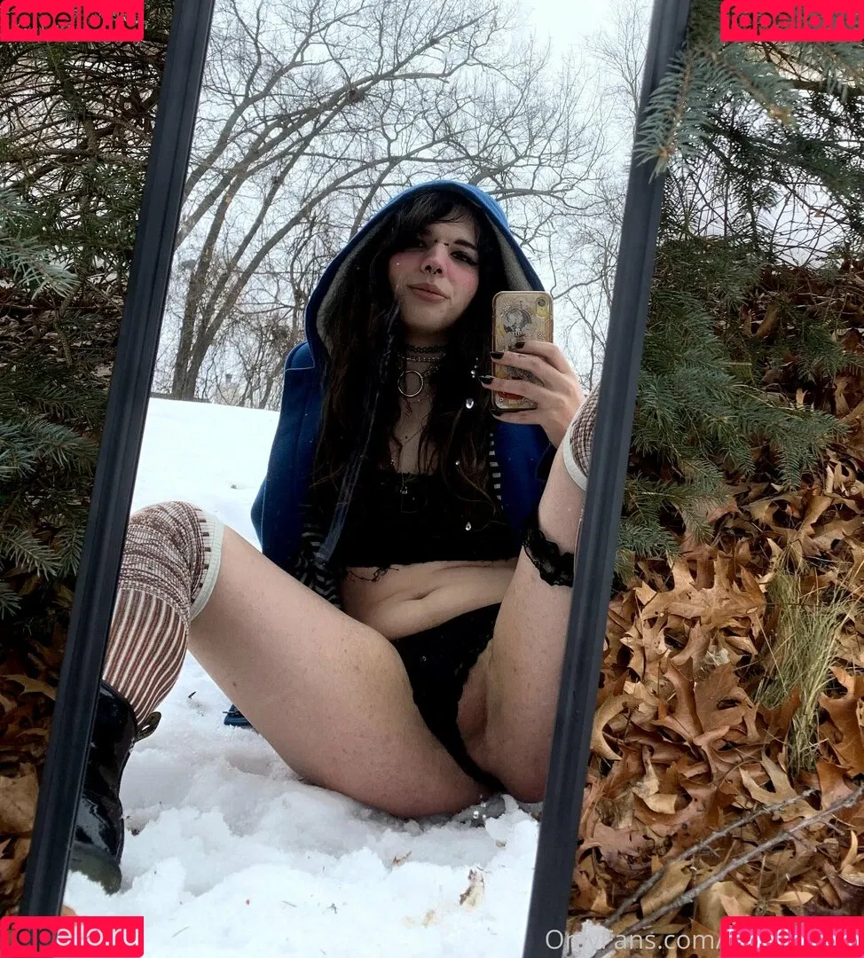 cutiekatw Onlyfans Photo Gallery 