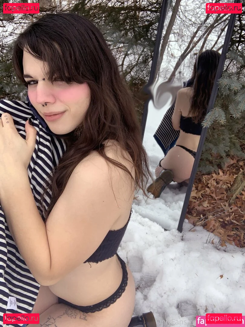 cutiekatw Onlyfans Photo Gallery 