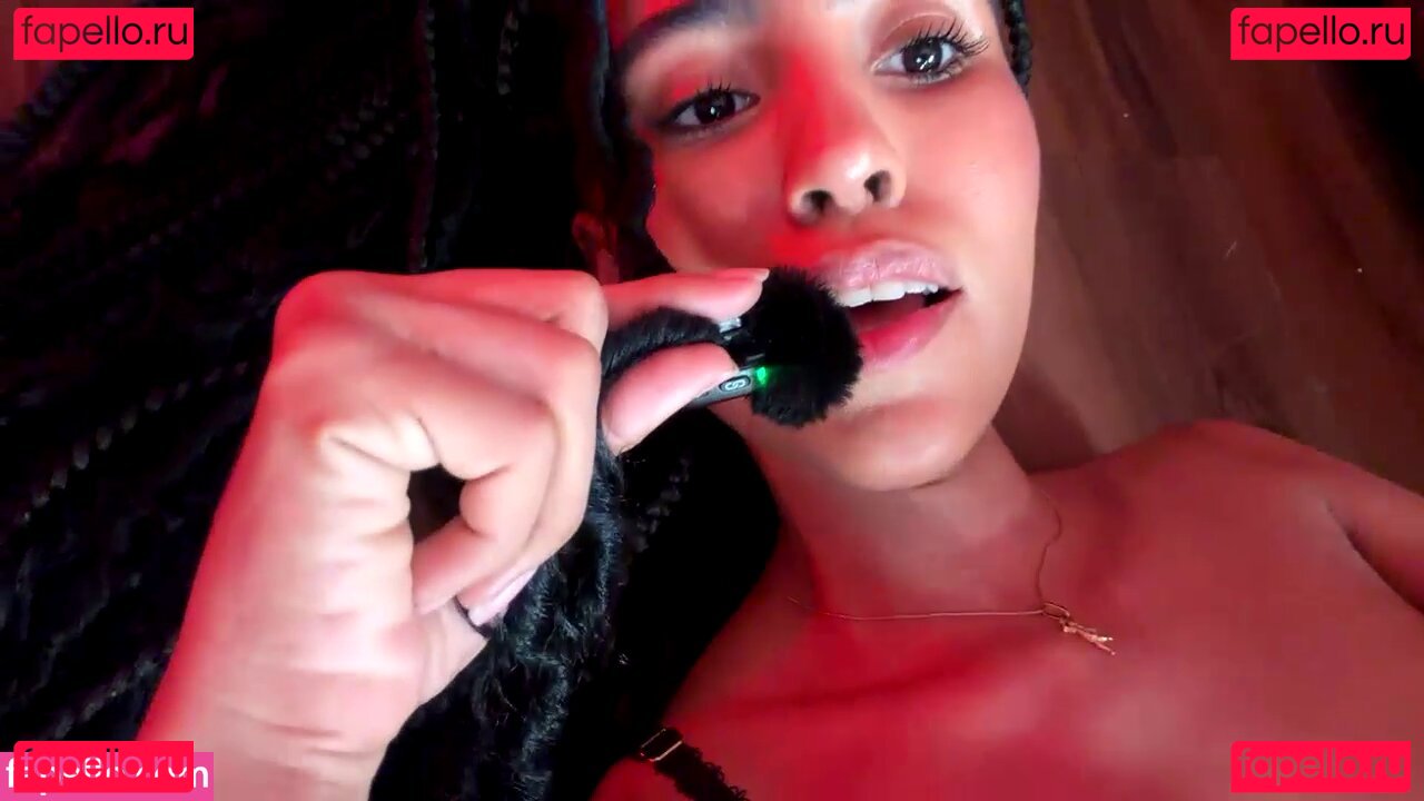 amniemodel Nude Onlyfans Photo 10