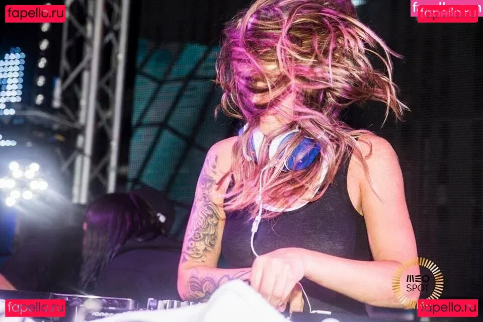 Krewella Onlyfans Photo Gallery 