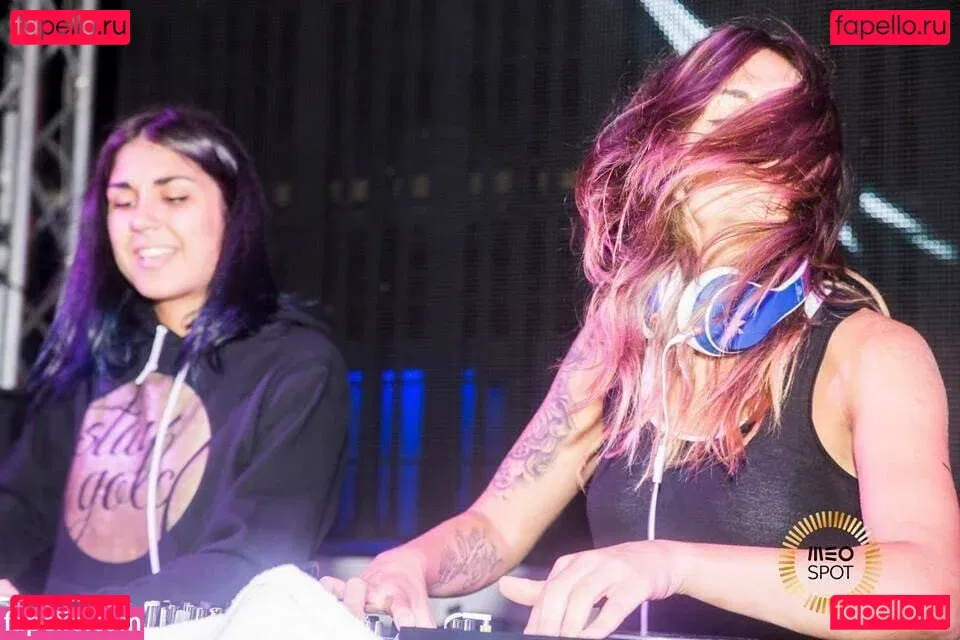 Krewella Onlyfans Photo Gallery 