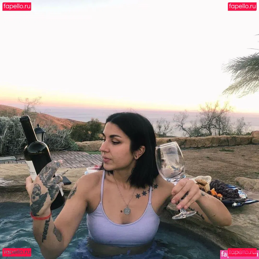 Krewella Onlyfans Photo Gallery 