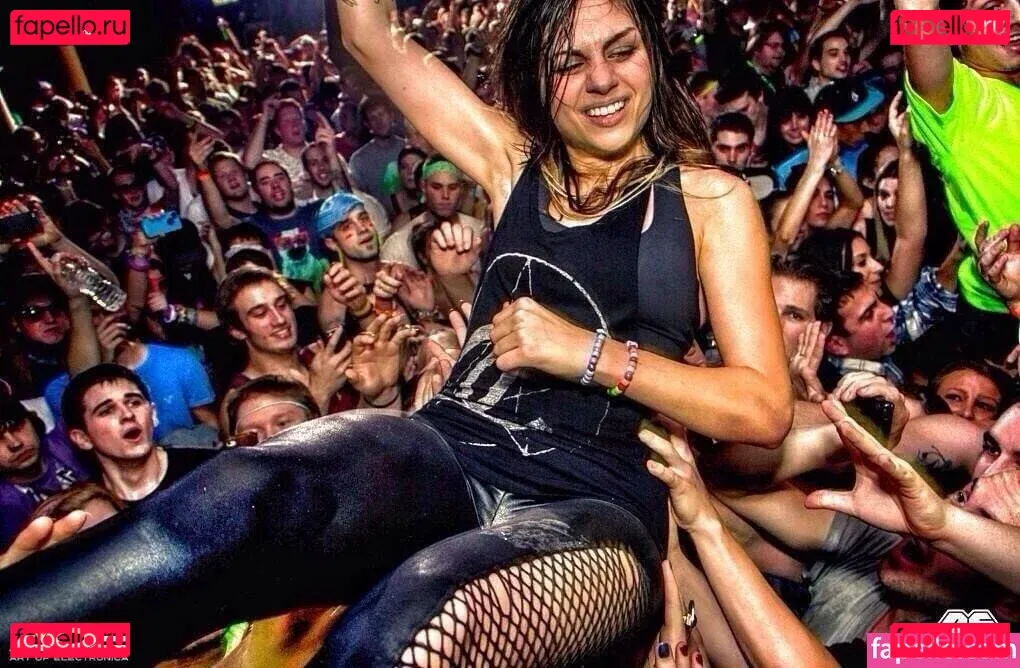Krewella Onlyfans Photo Gallery 