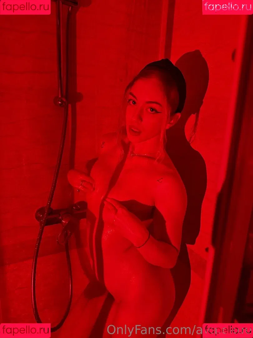 ava.babe Onlyfans Photo Gallery 