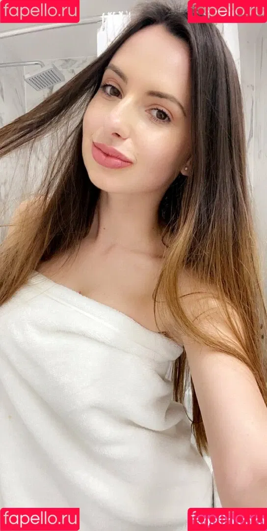 mollymarkova Onlyfans Photo Gallery 