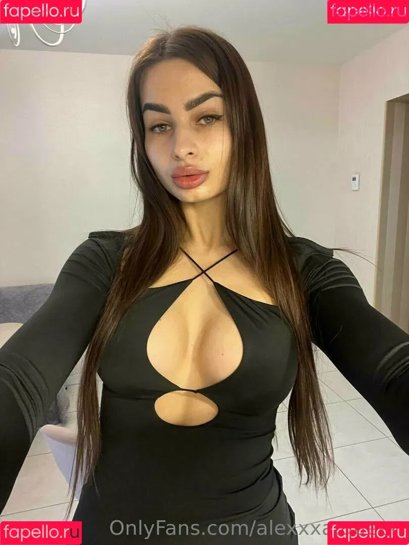 alexxxa.queen Onlyfans Photo Gallery 