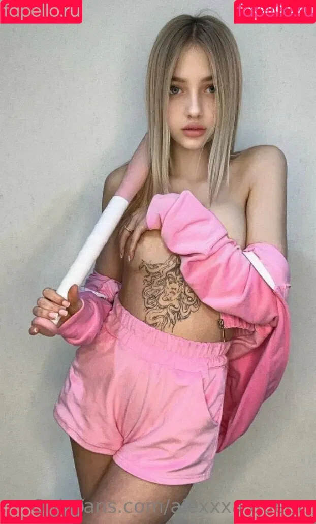 alexxxa.queen Onlyfans Photo Gallery 